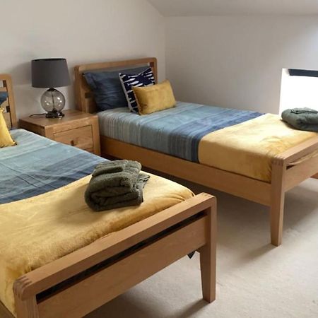 Апартаменти Telford Escape Елгін Екстер'єр фото